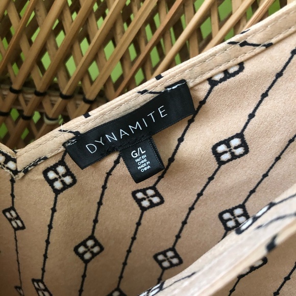 🌿2/20 Patterned Tank - Picture 2 of 3